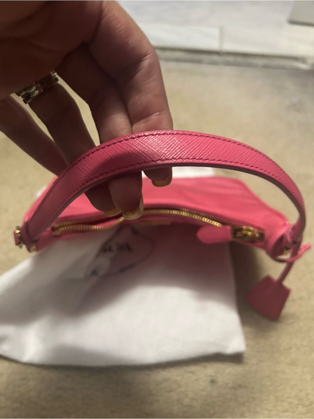 NWOT AUTHENTIC PRADA re-edition shoulder bag with Gold PRADA  Logo - Picture 7 of 16